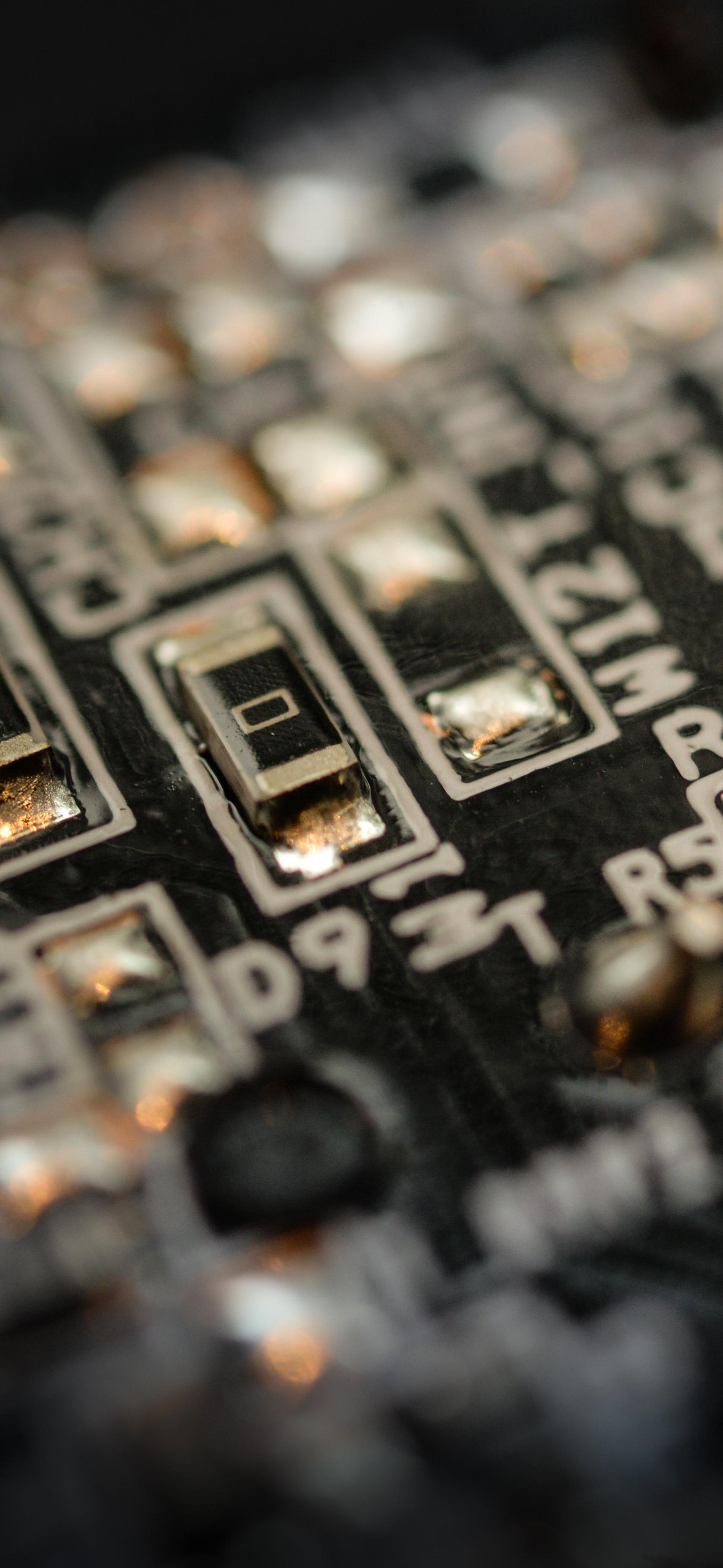 Wearable Electronics that Mimic the Brain